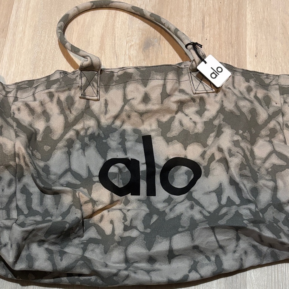 ALO New tie dye big soft bag